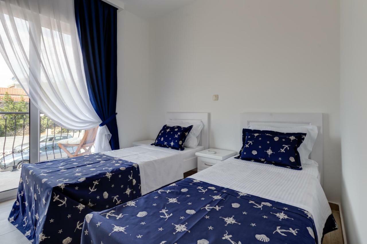 Villa San Apartments Тиват Экстерьер фото