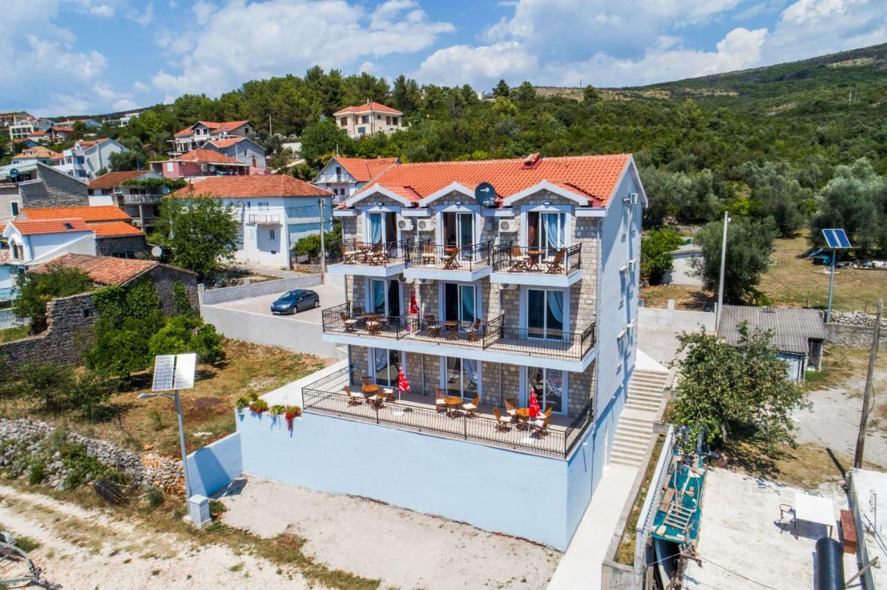 Villa San Apartments Тиват Экстерьер фото